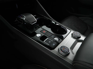 Внедорожник Volkswagen Touareg 2019 года, 5099046 рублей, Москва
