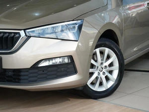 Лифтбек Skoda Rapid 2020 года, 1728000 рублей, Тверь