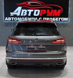 Внедорожник Volkswagen Touareg 2019 года, 4150000 рублей, Красноярск
