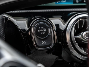 Седан Mercedes-benz CLA-класс 2019 года, 2845000 рублей, Краснодар