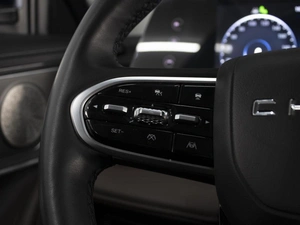 Внедорожник Chery Tiggo 8 Pro Max 2023 года, 2799999 рублей, Омск