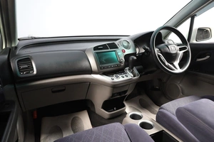 Минивэн Honda Stream 2010 года, 1299000 рублей, Новосибирск