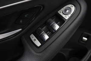 Внедорожник Mercedes-benz GLC-класс 2019 года, 4770000 рублей, Омск