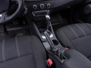 Седан Renault Fluence 2013 года, 999000 рублей, Саратов