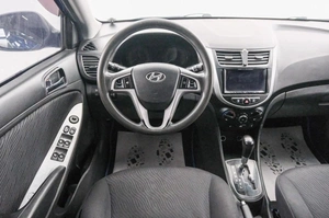 Седан Hyundai Solaris 2013 года, 899000 рублей, Красноярск