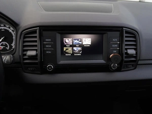 Внедорожник Skoda Karoq 2021 года, 2399000 рублей, Тверь