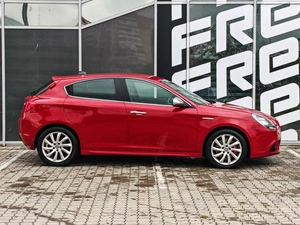 Хетчбэк Alfa Romeo Giulietta 2011 года, 1180000 рублей, Краснодар