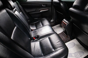 Седан Toyota Camry 2013 года, 1719000 рублей, Сургут