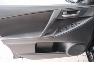 Седан Mazda 3 2011 года, 899000 рублей, Красноярск