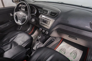 Седан Kia Rio 2016 года, 779000 рублей, Томск