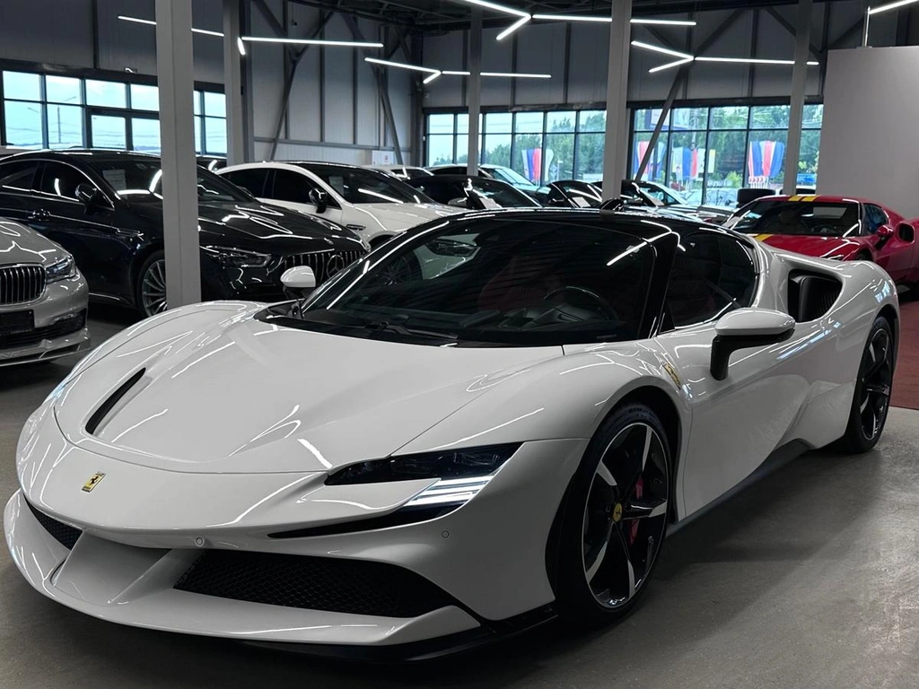 Купе Ferrari SF90 Stradale 2021 года, 31990000 рублей, Павловская Слобода
