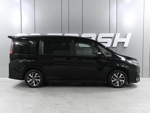 Минивэн Honda Stepwgn Spada 2019 года, 2379000 рублей, Ростов-на-Дону