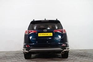 Внедорожник Toyota RAV4 2018 года, 2779000 рублей, Сургут
