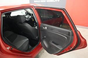 Хэтчбек Hyundai Solaris 2012 года, 790000 рублей, Курск