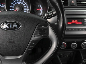 Хетчбэк Kia Rio 2017 года, 998000 рублей, Ставрополь