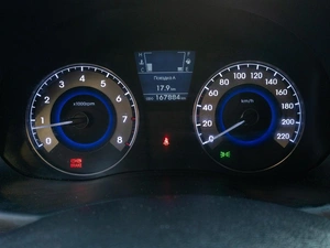 Седан Hyundai Solaris 2012 года, 819000 рублей, Саратов