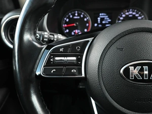 Седан Kia Cerato 2019 года, 1689000 рублей, Кирилловка