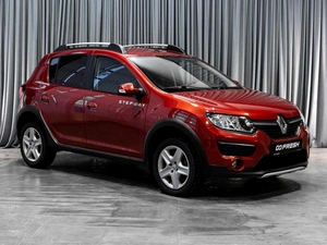 Хетчбэк Renault Sandero 2017 года, 879000 рублей, Тюмень