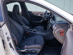Седан Mercedes-benz CLA-класс 2019 года, 2089000 рублей, Большой Сочи