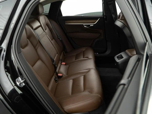 Седан Volvo S90 2019 года, 2699050 рублей, Москва