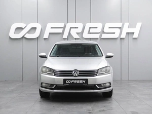 Седан Volkswagen Passat 2011 года, 1199000 рублей, Воронеж