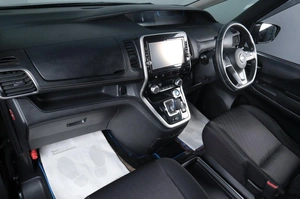 Минивэн Nissan Serena 2019 года, 2719000 рублей, Челябинск