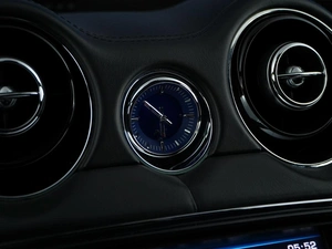 Седан Jaguar XJ 2013 года, 1799077 рублей, Москва