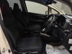 Хетчбэк Honda Fit 2017 года, 947000 рублей, Красноярск