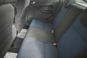 Хетчбэк Ford Focus 2006 года, 429000 рублей, Кемерово