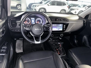 Хетчбэк Kia Rio X 2022 года, 2120000 рублей, Санкт-Петербург