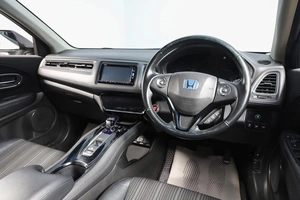 Внедорожник Honda Vezel 2015 года, 1789000 рублей, Новосибирск