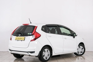 Хетчбэк Honda Fit 2019 года, 1359000 рублей, Красноярск