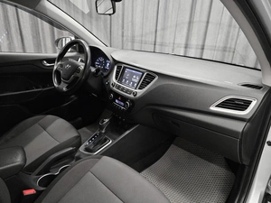 Седан Hyundai Solaris 2019 года, 1249000 рублей, Красноярск