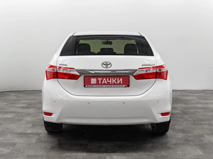Седан Toyota Corolla 2013 года, 1175000 рублей, Красноярск