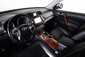 Внедорожник Toyota Highlander 2010 года, 2099000 рублей, Пермь