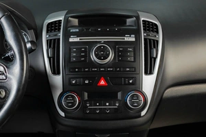 Хетчбэк Kia Ceed 2011 года, 999000 рублей, Тюмень