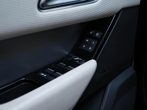 Внедорожник Land Rover Range Rover Velar 2019 года, 4707777 рублей, Москва