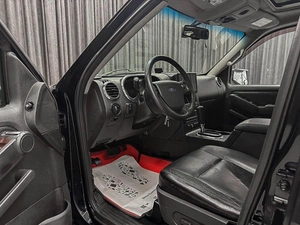 Внедорожник Ford Explorer 2006 года, 999000 рублей, Красноярск