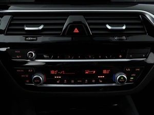 Седан BMW 5 серия 2018 года, 2948055 рублей, Москва