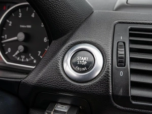 Хетчбэк BMW 1 серия 2011 года, 744070 рублей, Краснодар