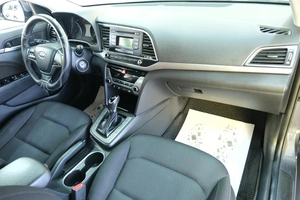 Седан Hyundai Elantra 2018 года, 1719000 рублей, Омск