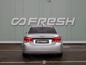 Седан Chevrolet Cruze 2011 года, 649000 рублей, Большой Сочи