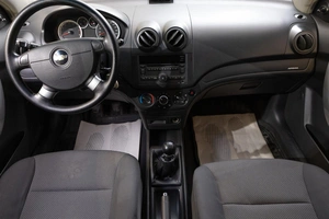 Седан Chevrolet Aveo 2011 года, 519000 рублей, Новосибирск