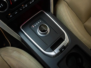 Внедорожник Land Rover Discovery Sport 2015 года, 3286000 рублей, Ставрополь