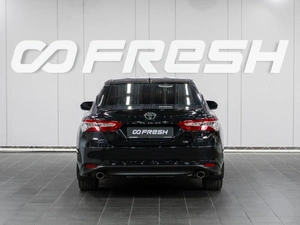 Седан Toyota Camry 2023 года, 4099000 рублей, Сургут