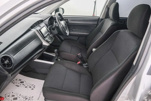 Универсал Toyota Corolla Fielder 2016 года, 1349000 рублей, Красноярск