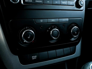 Внедорожник Skoda Yeti 2014 года, 999800 рублей, Волгоград