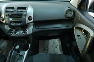 Внедорожник Toyota RAV4 2009 года, 1359000 рублей, Омск