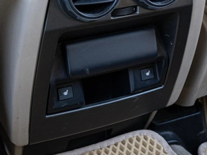 Внедорожник Land Rover Discovery 2012 года, 2540000 рублей, Краснодар