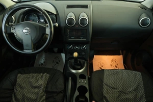 Внедорожник Nissan Qashqai+2 2011 года, 1029000 рублей, Омск